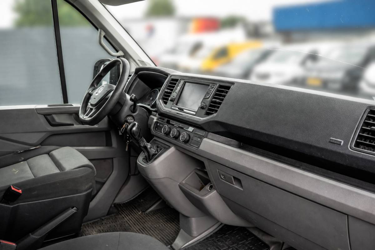 Volkswagen Crafter Volkswagen Crafter 2.0 TDI FWD L5H3 | 177 PK | Motor Defect | Camera | Cruise | PDC | Airco
