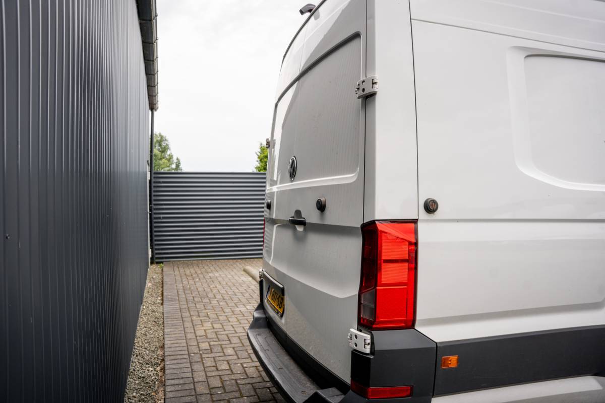 Volkswagen Crafter Volkswagen Crafter 2.0 TDI FWD L5H3 | 177 PK | Motor Defect | Camera | Cruise | PDC | Airco