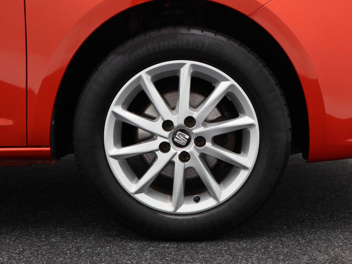 SEAT Ibiza SEAT Ibiza ST 1.0 EcoTSi Style Connect | Trekhaak | Airco | Cruise Control | Bluetooth | Parkeersensoren | 15 inch | 96.036 Km !!