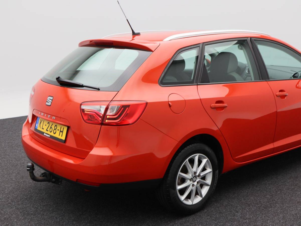 SEAT Ibiza SEAT Ibiza ST 1.0 EcoTSi Style Connect | Trekhaak | Airco | Cruise Control | Bluetooth | Parkeersensoren | 15 inch | 96.036 Km !!