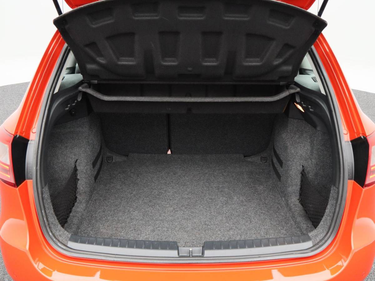 SEAT Ibiza SEAT Ibiza ST 1.0 EcoTSi Style Connect | Trekhaak | Airco | Cruise Control | Bluetooth | Parkeersensoren | 15 inch | 96.036 Km !!