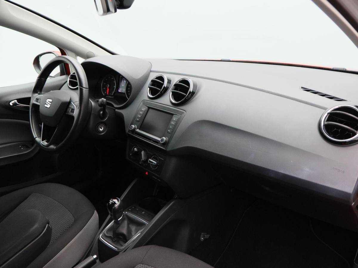 SEAT Ibiza SEAT Ibiza ST 1.0 EcoTSi Style Connect | Trekhaak | Airco | Cruise Control | Bluetooth | Parkeersensoren | 15 inch | 96.036 Km !!