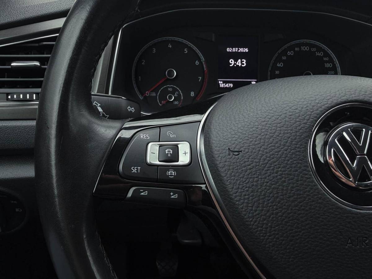 Volkswagen T-Roc Volkswagen T-Roc 1.0 TSI 116pk Style Business | ECC | Stoelverwarming | Achteruitrijcamera