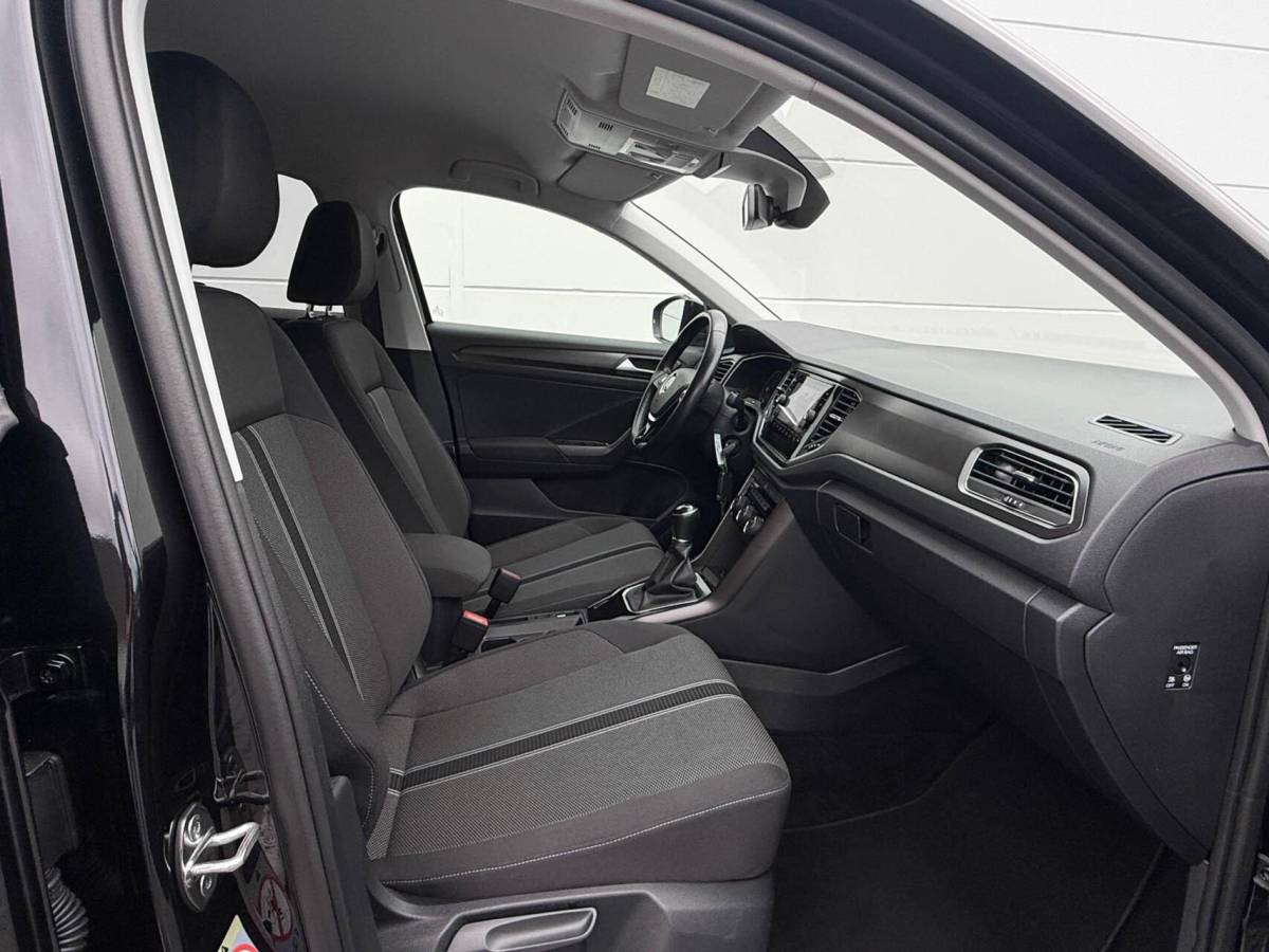 Volkswagen T-Roc Volkswagen T-Roc 1.0 TSI 116pk Style Business | ECC | Stoelverwarming | Achteruitrijcamera