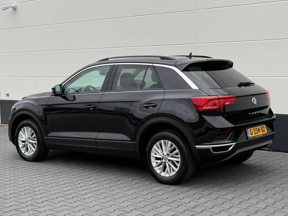 Volkswagen T-Roc Volkswagen T-Roc 1.0 TSI 116pk Style Business | ECC | Stoelverwarming | Achteruitrijcamera