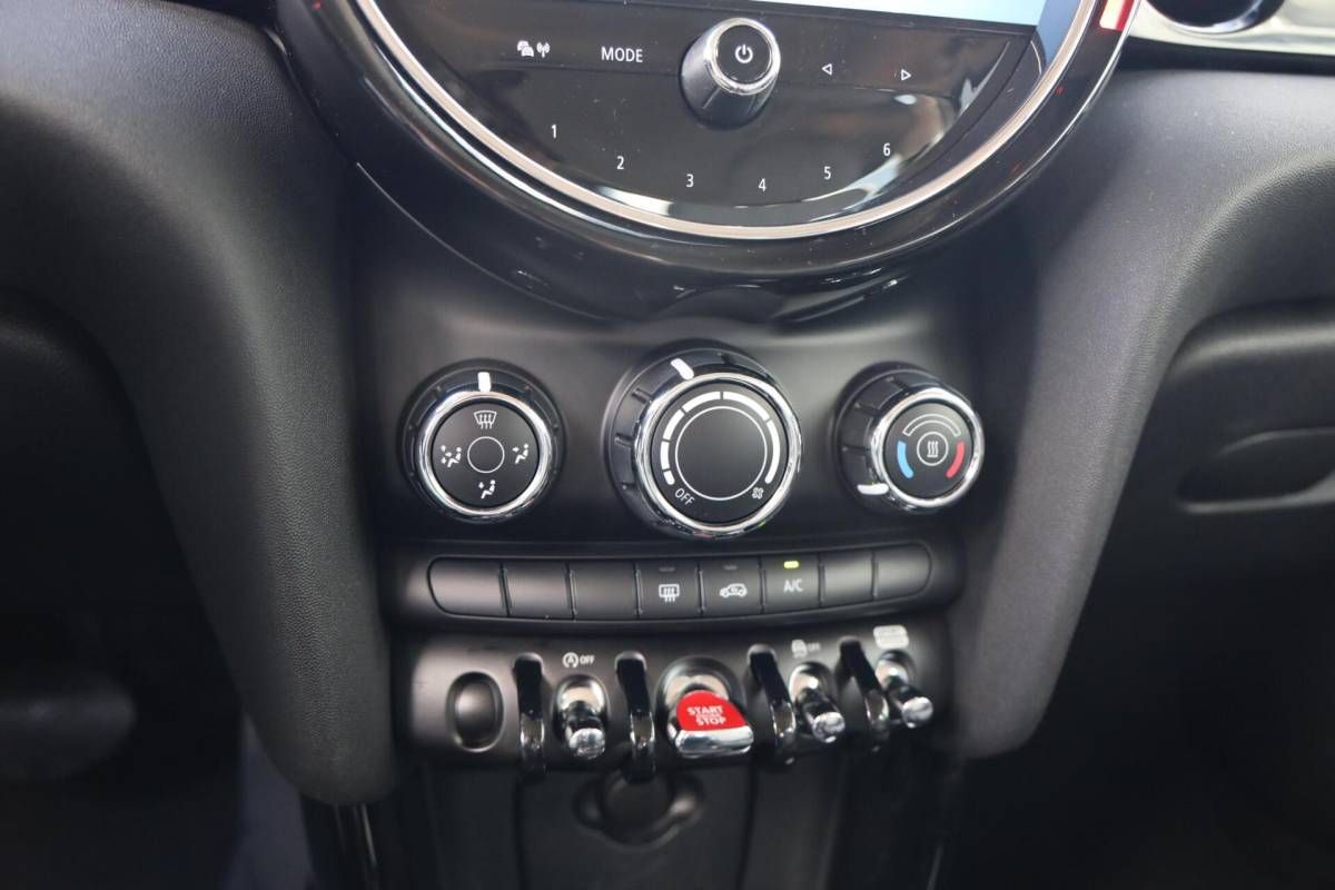 MINI 5-Deurs Mini 5-Deurs 1.5 One Business Edition|Automaat!|Apple carplay/Android auto|Navi|Cruise control|