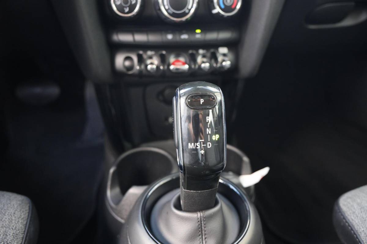 MINI 5-Deurs Mini 5-Deurs 1.5 One Business Edition|Automaat!|Apple carplay/Android auto|Navi|Cruise control|