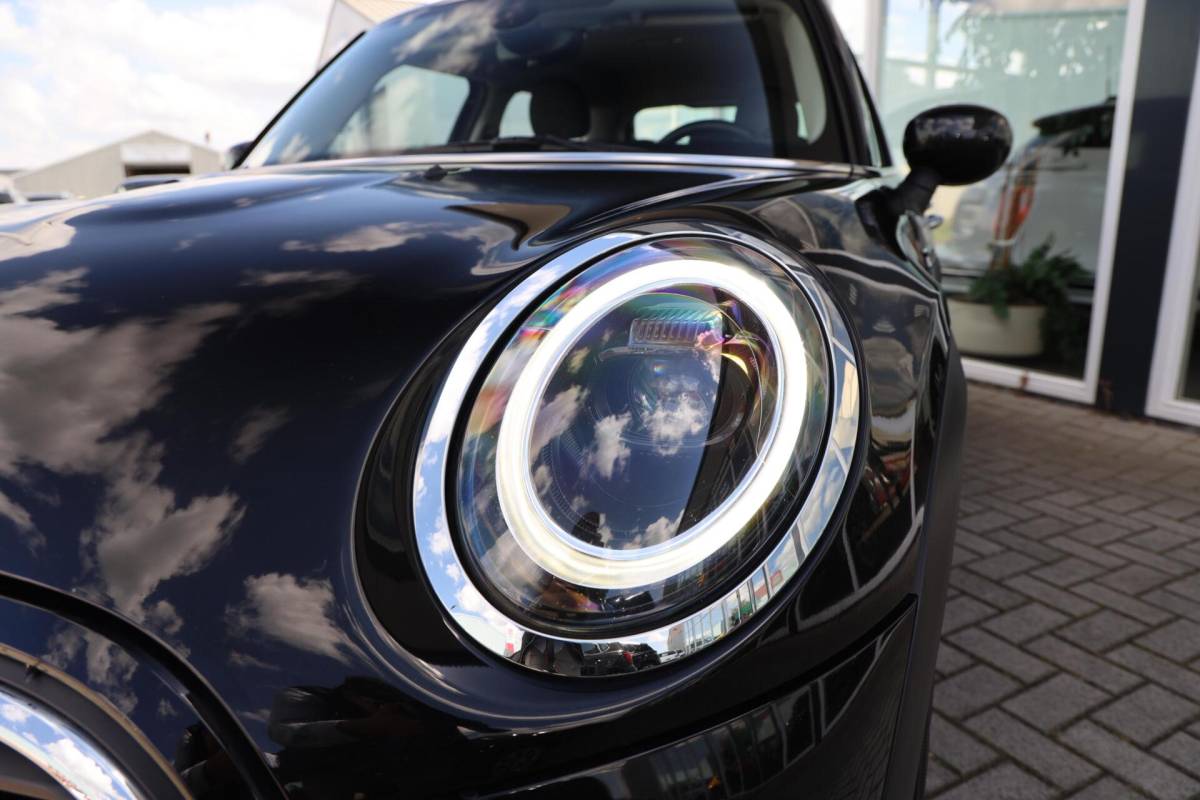 MINI 5-Deurs Mini 5-Deurs 1.5 One Business Edition|Automaat!|Apple carplay/Android auto|Navi|Cruise control|