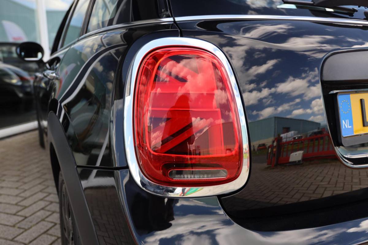 MINI 5-Deurs Mini 5-Deurs 1.5 One Business Edition|Automaat!|Apple carplay/Android auto|Navi|Cruise control|