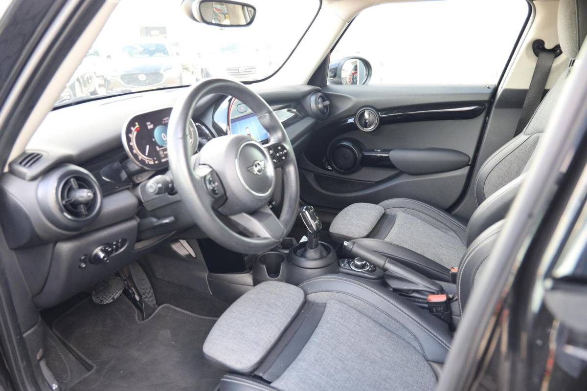 MINI 5-Deurs Mini 5-Deurs 1.5 One Business Edition|Automaat!|Apple carplay/Android auto|Navi|Cruise control|