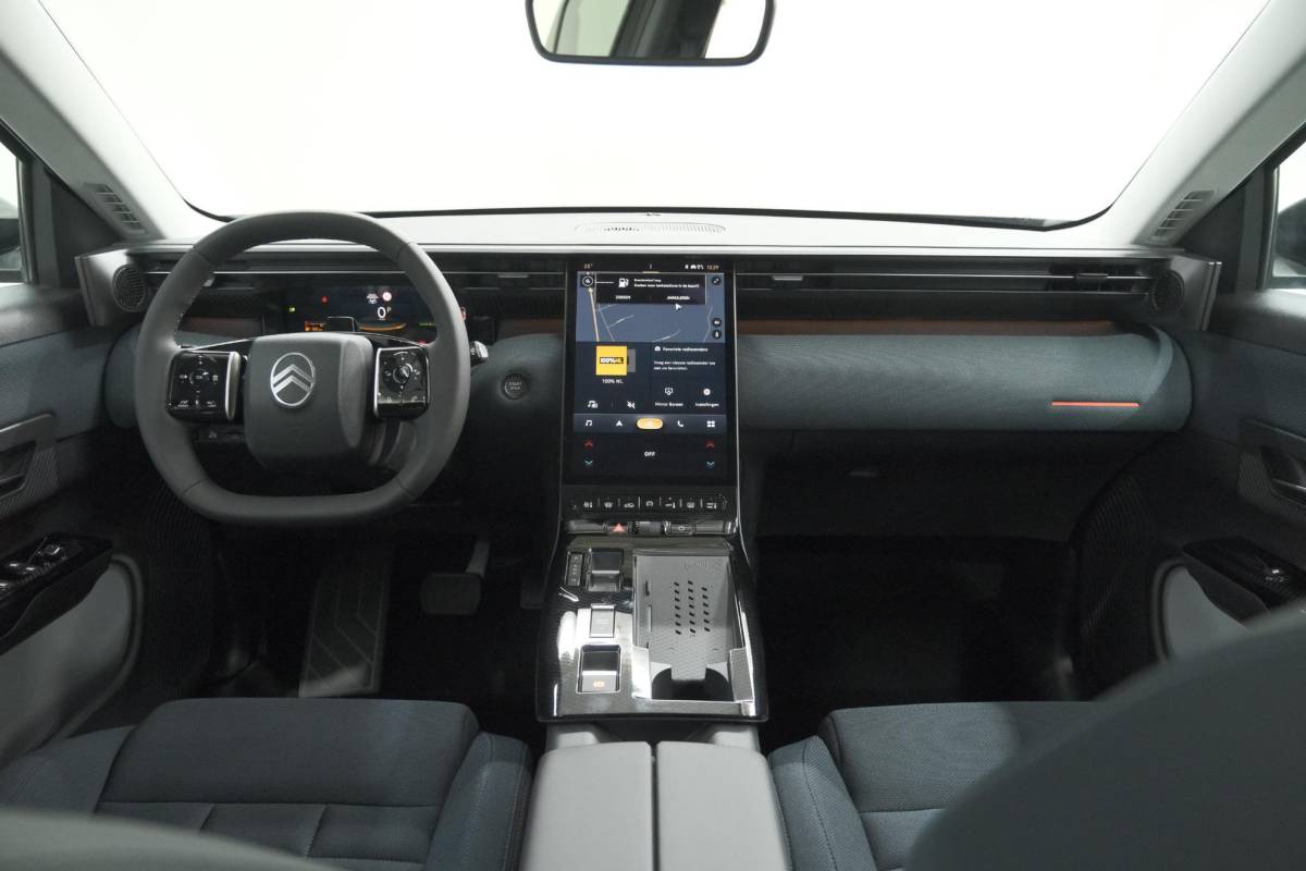 Citroën C5 Aircross Citroen C5 Aircross 1.2 Hybrid 145 Max | Nieuw Model | Adaptieve Cruise Control | Elektrische Kofferklep | Camera