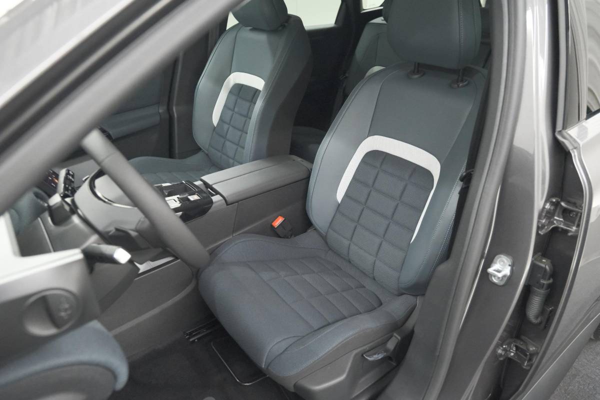 Citroën C5 Aircross Citroen C5 Aircross 1.2 Hybrid 145 Max | Nieuw Model | Adaptieve Cruise Control | Elektrische Kofferklep | Camera