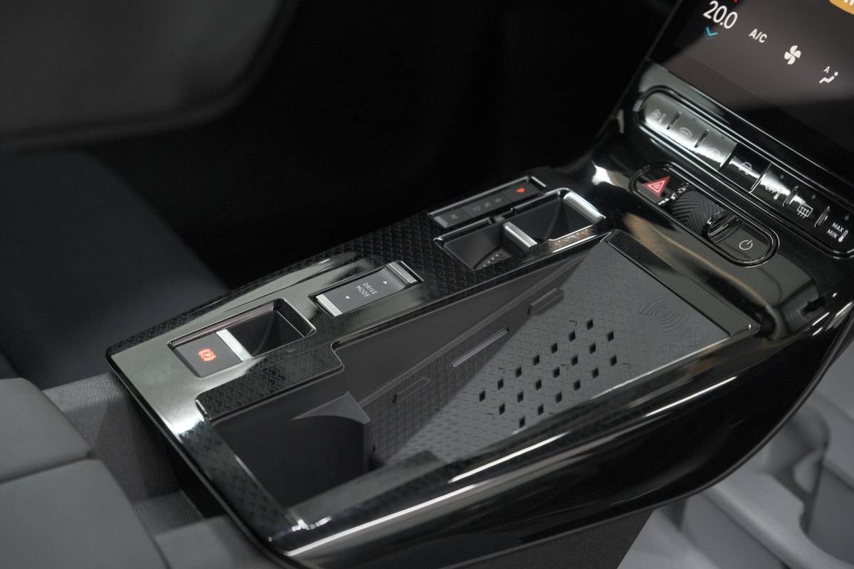 Citroën C5 Aircross Citroen C5 Aircross 1.2 Hybrid 145 Max | Nieuw Model | Adaptieve Cruise Control | Elektrische Kofferklep | Camera