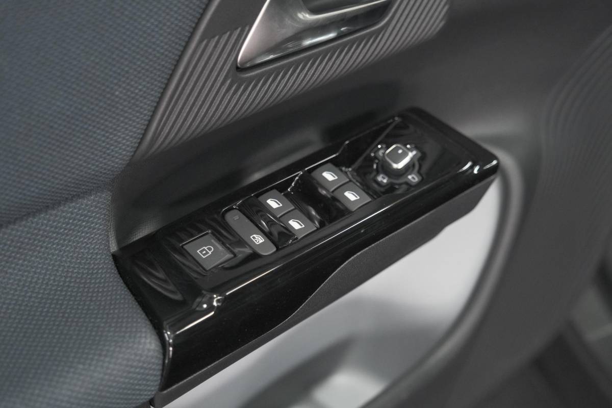 Citroën C5 Aircross Citroen C5 Aircross 1.2 Hybrid 145 Max | Nieuw Model | Adaptieve Cruise Control | Elektrische Kofferklep | Camera
