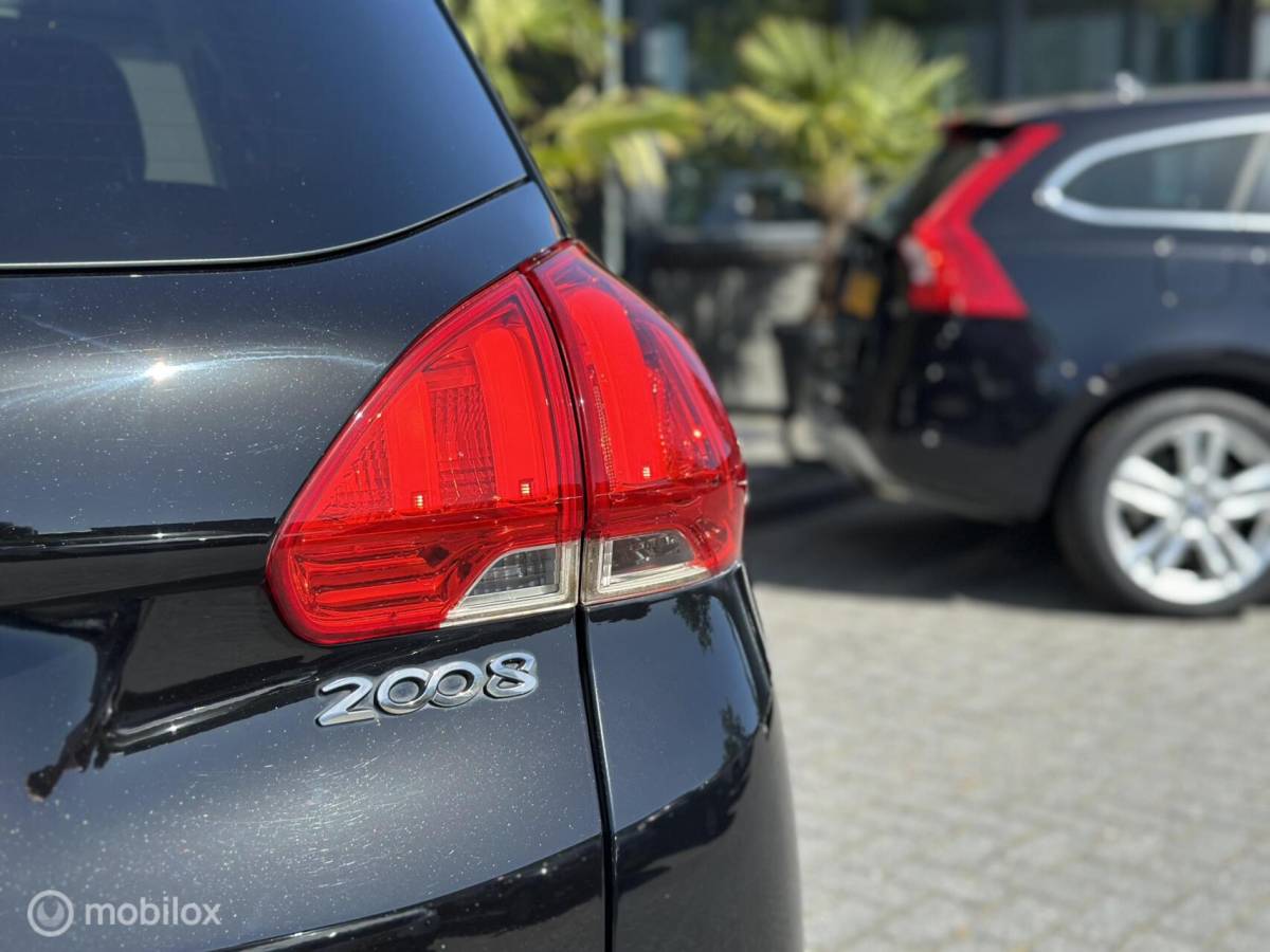 Peugeot 2008 Peugeot 2008 1.6 VTi Allure Automaat| Pano| Cruise| Trekhaak