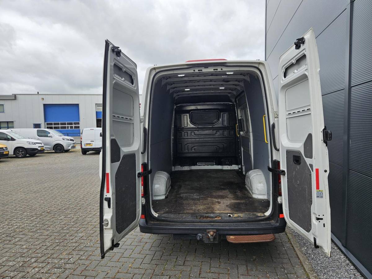 MAN TGE MAN TGE 2.0 TDI L3H3 Airco Trekhaak Onderhouden NAP