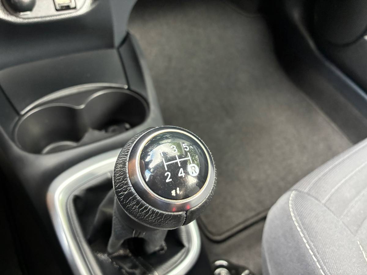 Toyota Yaris Toyota Yaris 1.0 VVT-i Connect |” 116.000 KM ” + Achteruitrijcamera Nu € 11.975,-!!!