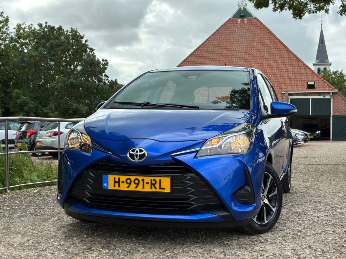 Toyota Yaris Toyota Yaris 1.0 VVT-i Connect |” 116.000 KM ” + Achteruitrijcamera Nu € 11.975,-!!!