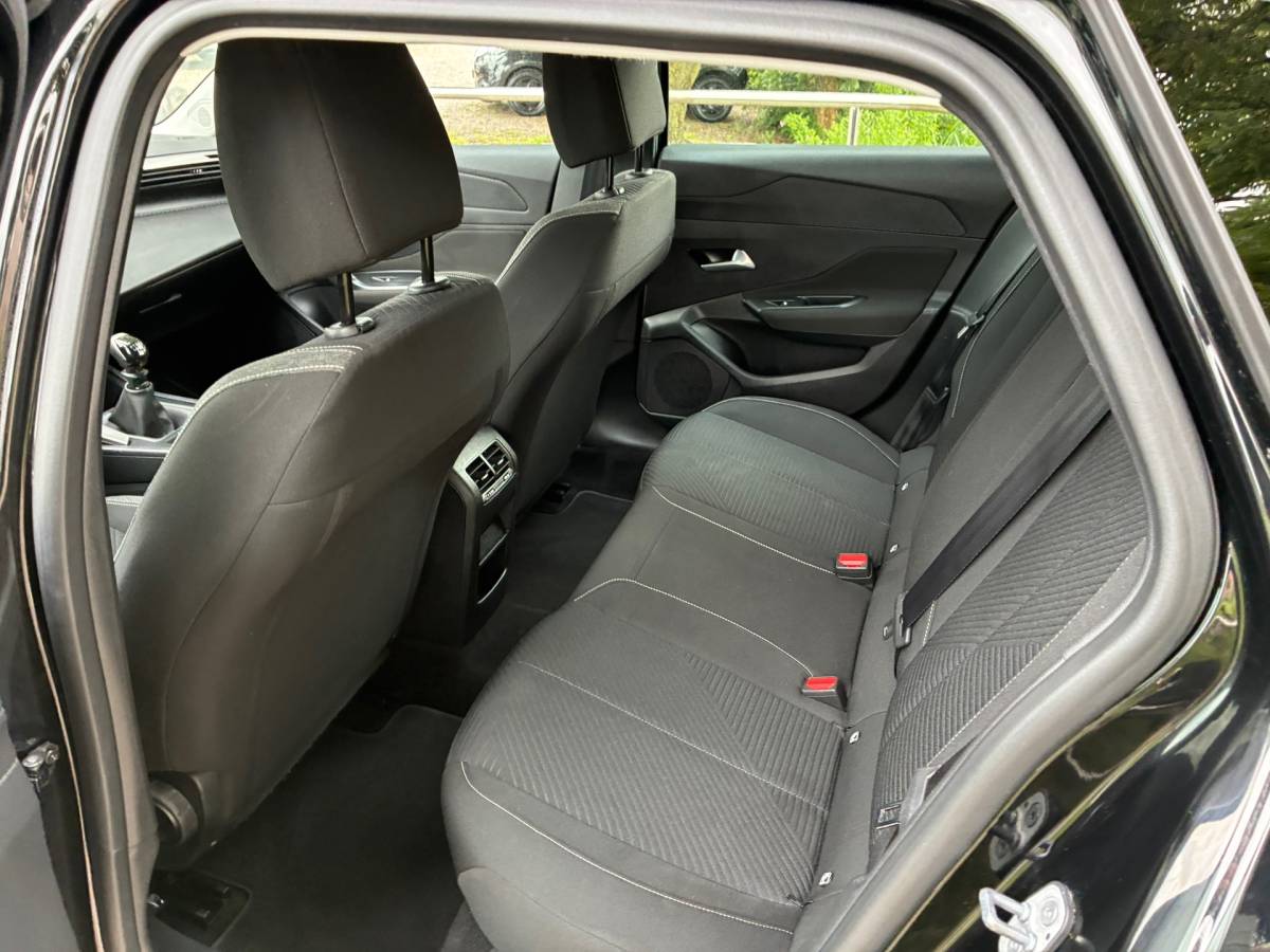 Peugeot 308 Peugeot 308 SW 1.2 Active Pack Business | Cruise + Clima + Navi Nu € 13.975,-!!!