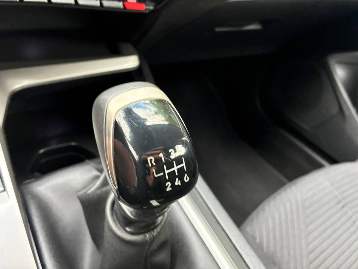 Peugeot 308 Peugeot 308 SW 1.2 Active Pack Business | Cruise + Clima + Navi Nu € 13.975,-!!!