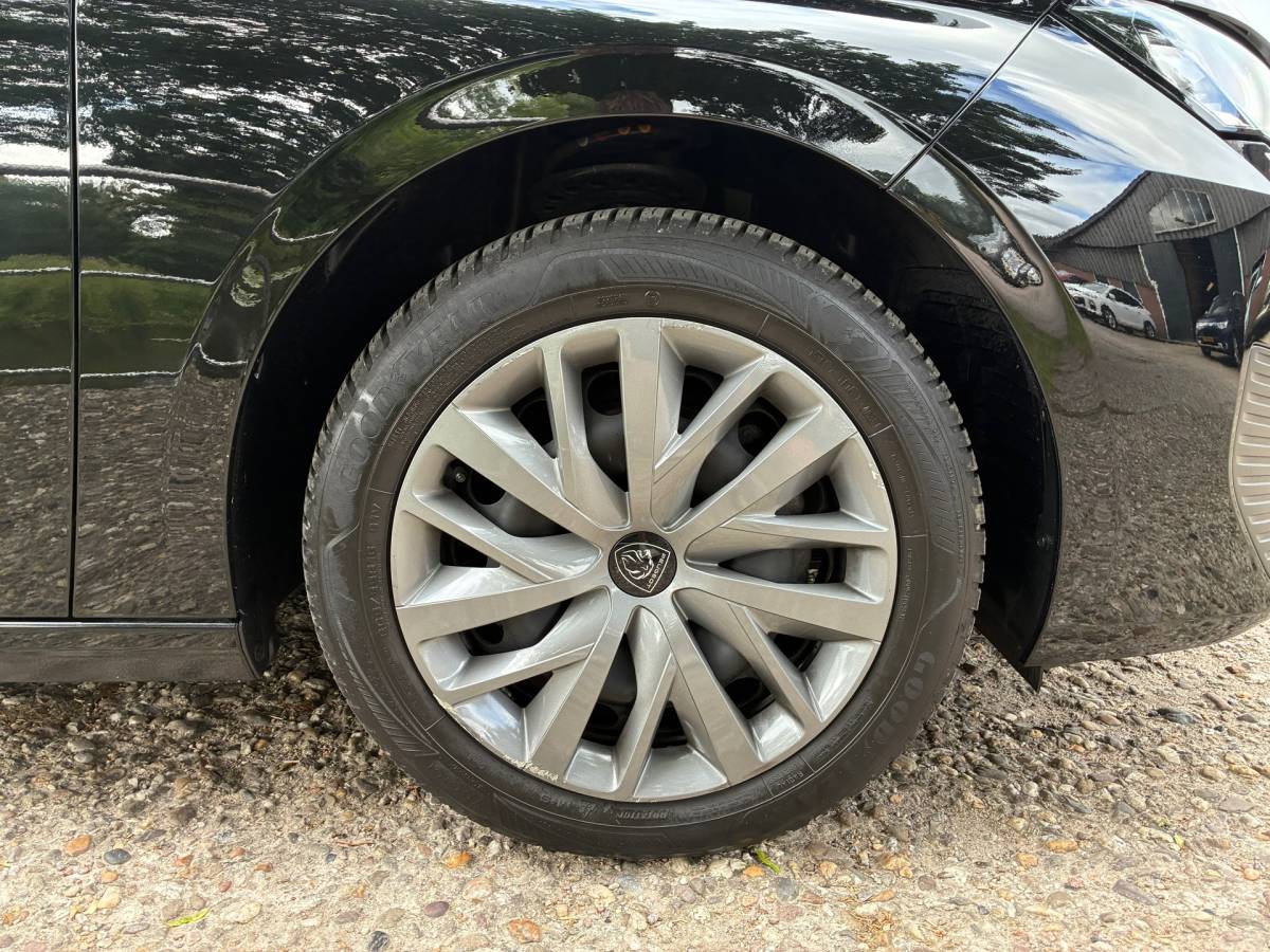 Peugeot 308 Peugeot 308 SW 1.2 Active Pack Business | Cruise + Clima + Navi Nu € 13.975,-!!!