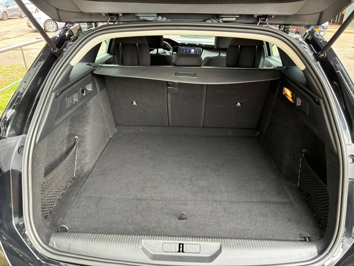 Peugeot 308 Peugeot 308 SW 1.2 Active Pack Business | Cruise + Clima + Navi Nu € 13.975,-!!!