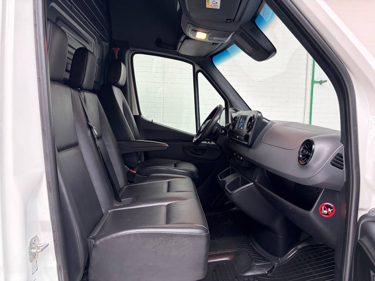 Mercedes-Benz Sprinter Mercedes-Benz Sprinter Servicewagen automaat 316 160PK 2.2 CDI euro6 L2H2 Trekhaak 3500KG! Kasten, Victron V230, RIJKLAARPRIJS!