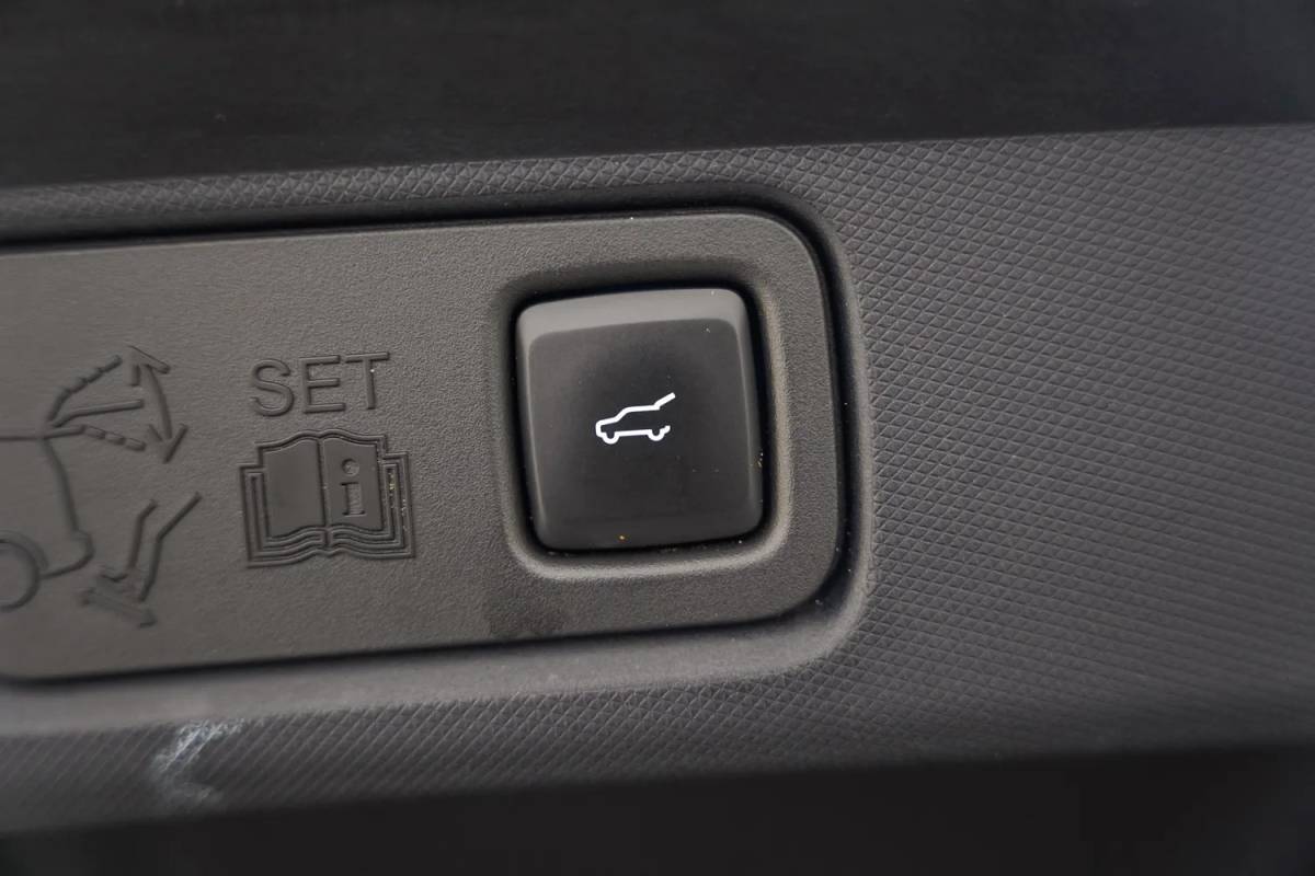 Ford Mustang Mach-E Ford Mustang Mach-E 75 kWh RWD [ B&O Leder Navi Camera Stuur-&stoelverwarming ]