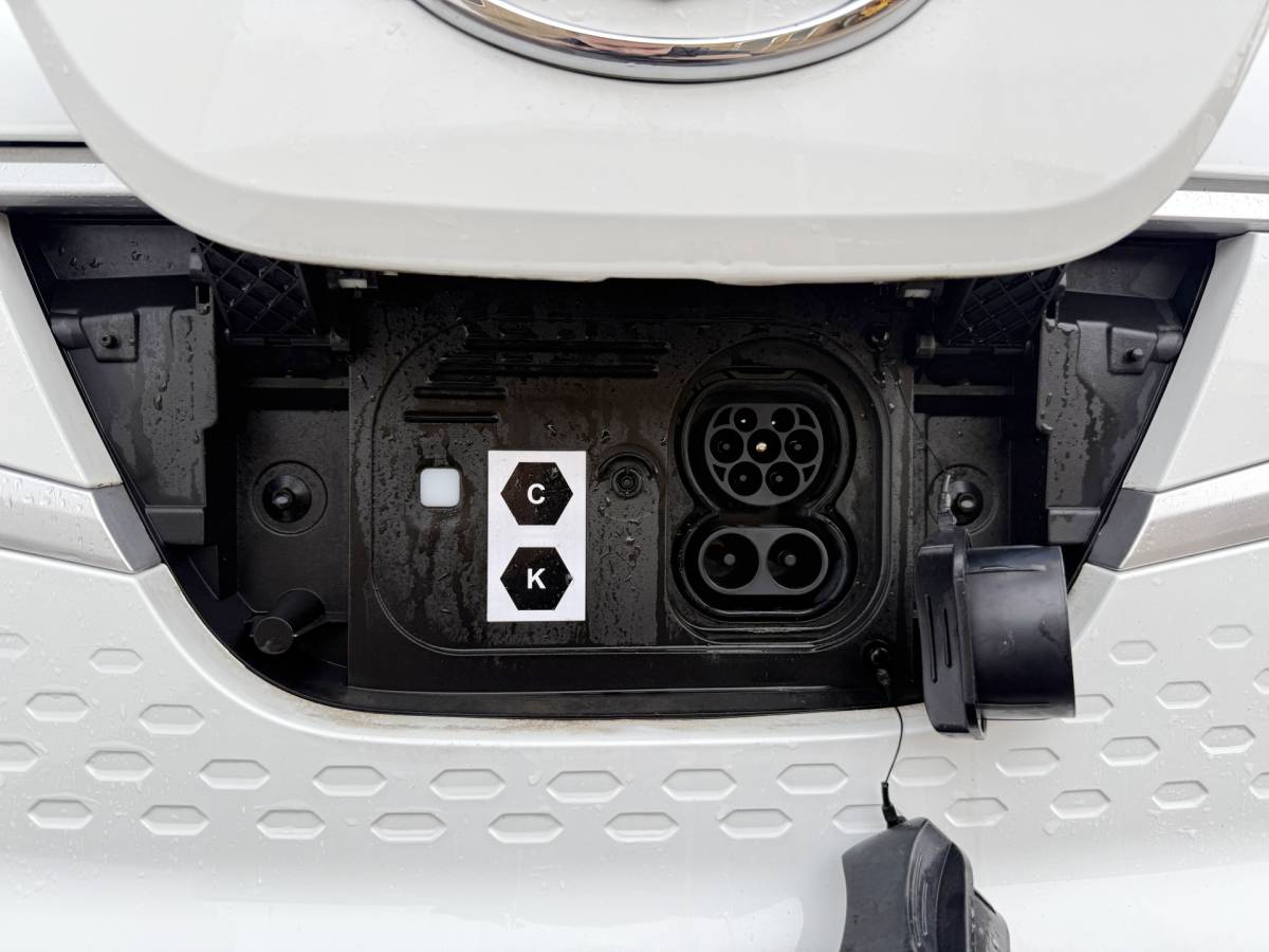 Maxus eDeliver3 Maxus eDeliver 3 50 kWh 122PK Nieuw! L1 SWB Elektrisch 50kWh 227km WLTP Carplay Touchscreen scherm Camera Parkeersensoren