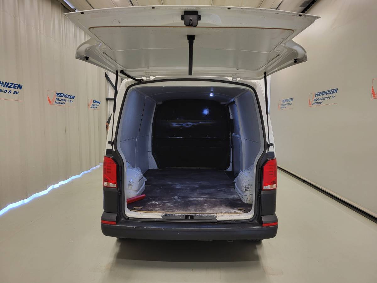 Volkswagen Transporter Volkswagen Transporter 2.0TDI L2/H1 Euro 6!