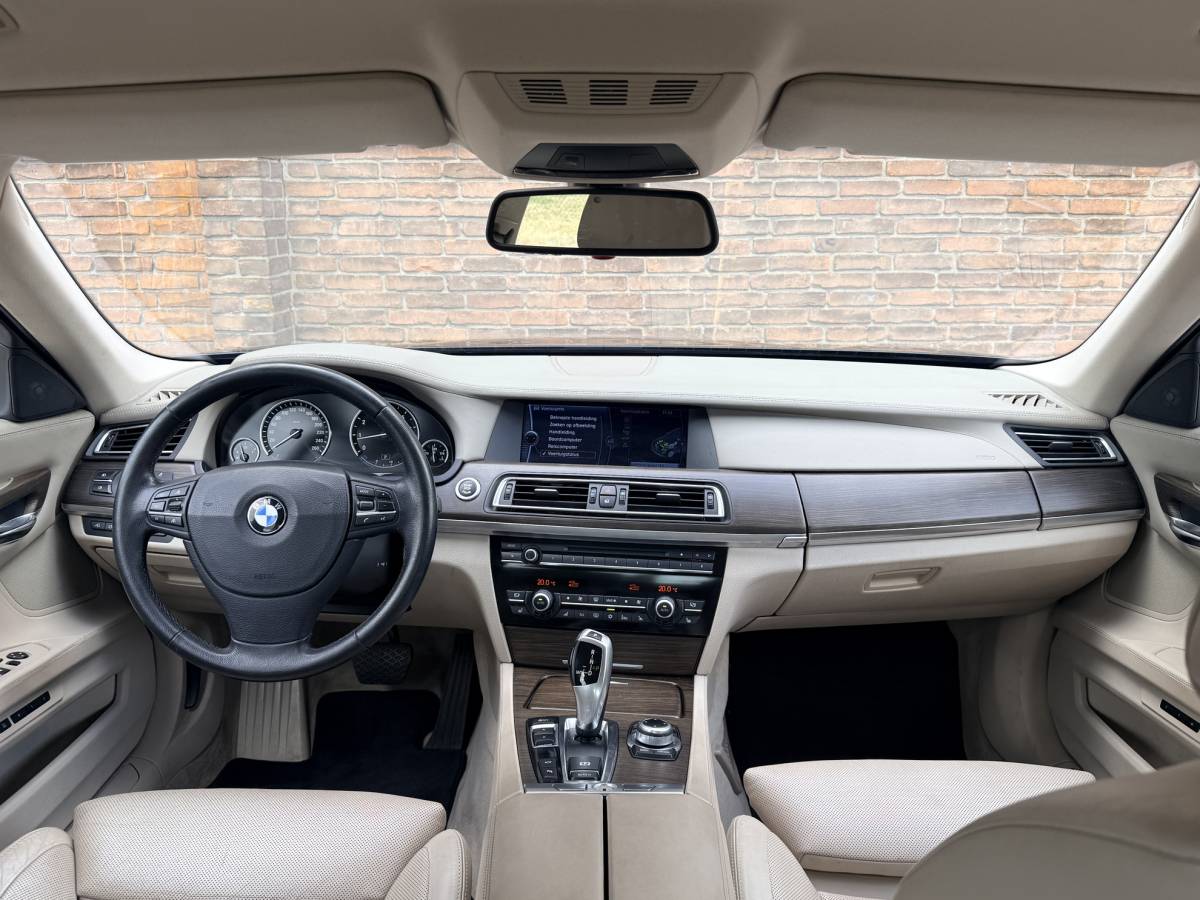 BMW 7 Serie BMW 7ER REIHE 750Li High Executive·Adaptive·Stoel verw.+koeling·Keyless·Softclose