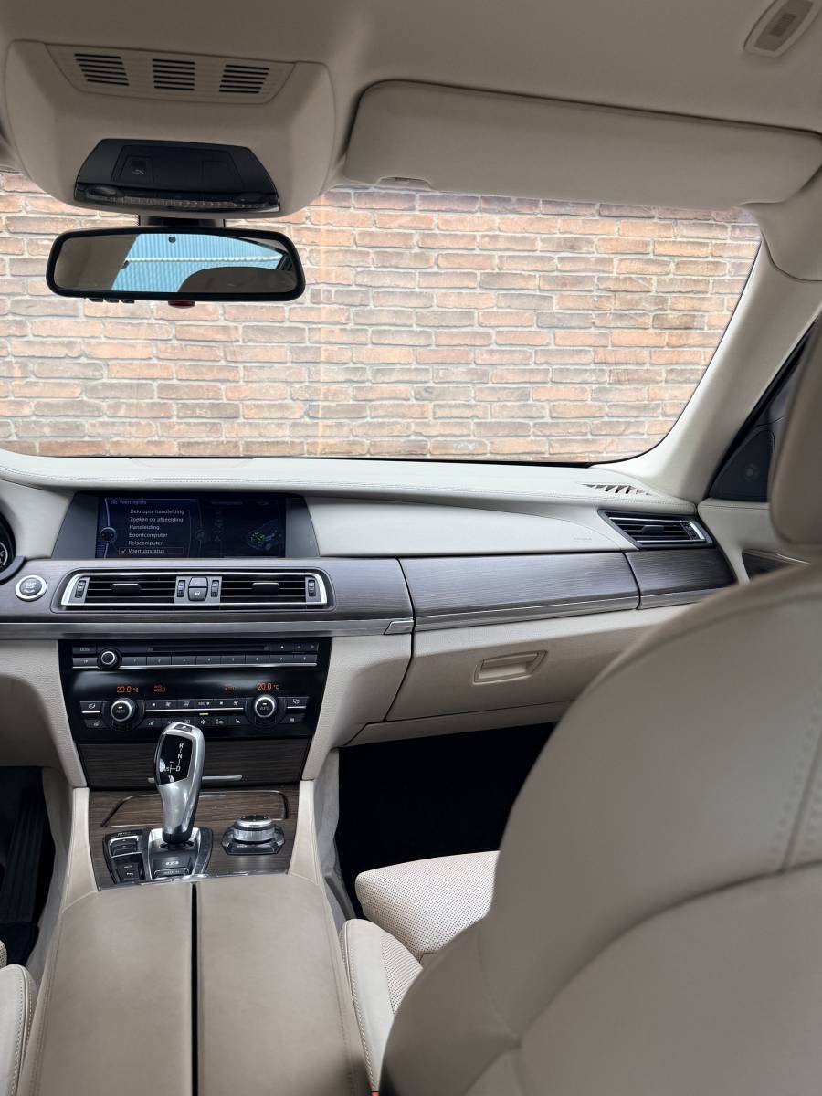 BMW 7 Serie BMW 7ER REIHE 750Li High Executive·Adaptive·Stoel verw.+koeling·Keyless·Softclose