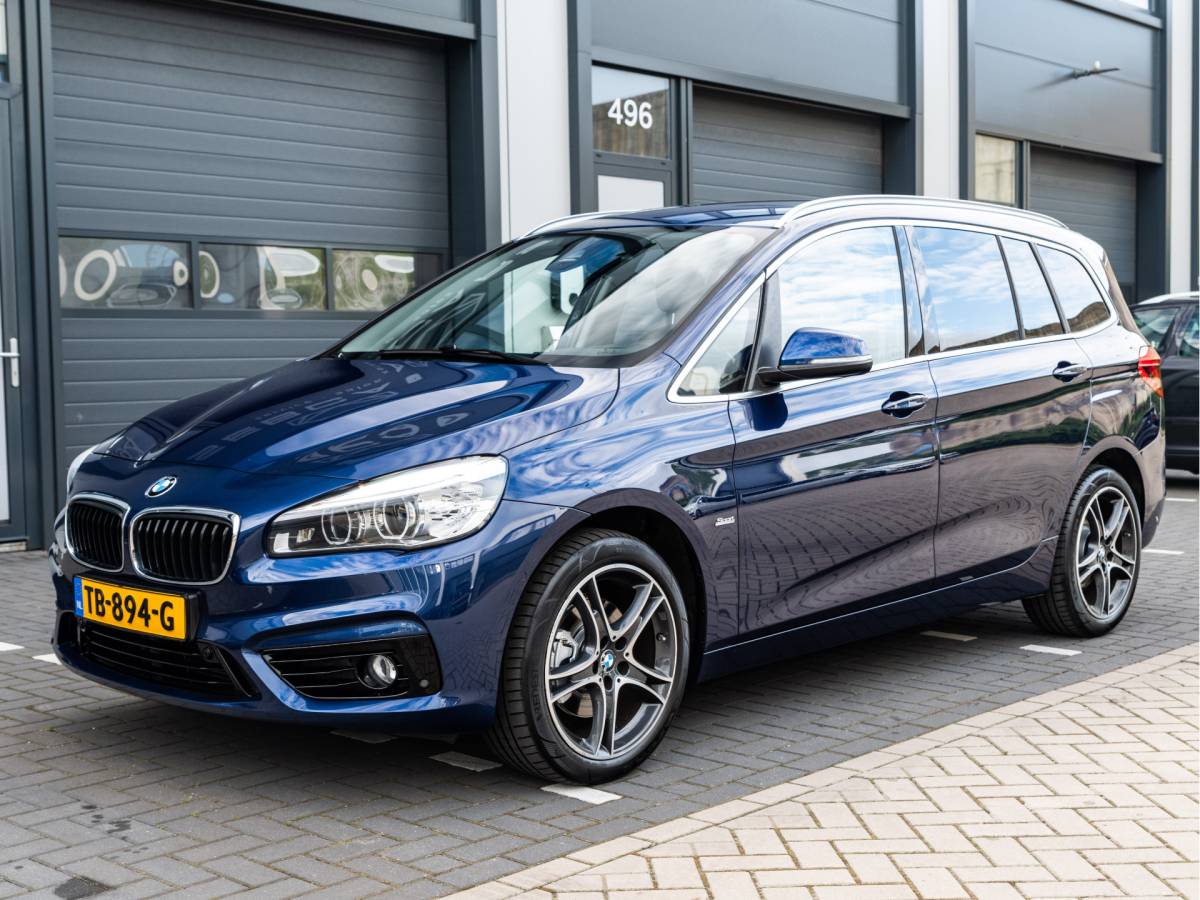 BMW 2 Serie BMW 2-serie Gran Tourer 218i 7p. Corporate Lease High Executive / SPORT LINE / NL AUTO / LEDER / HEAD UP / 7 ZITS