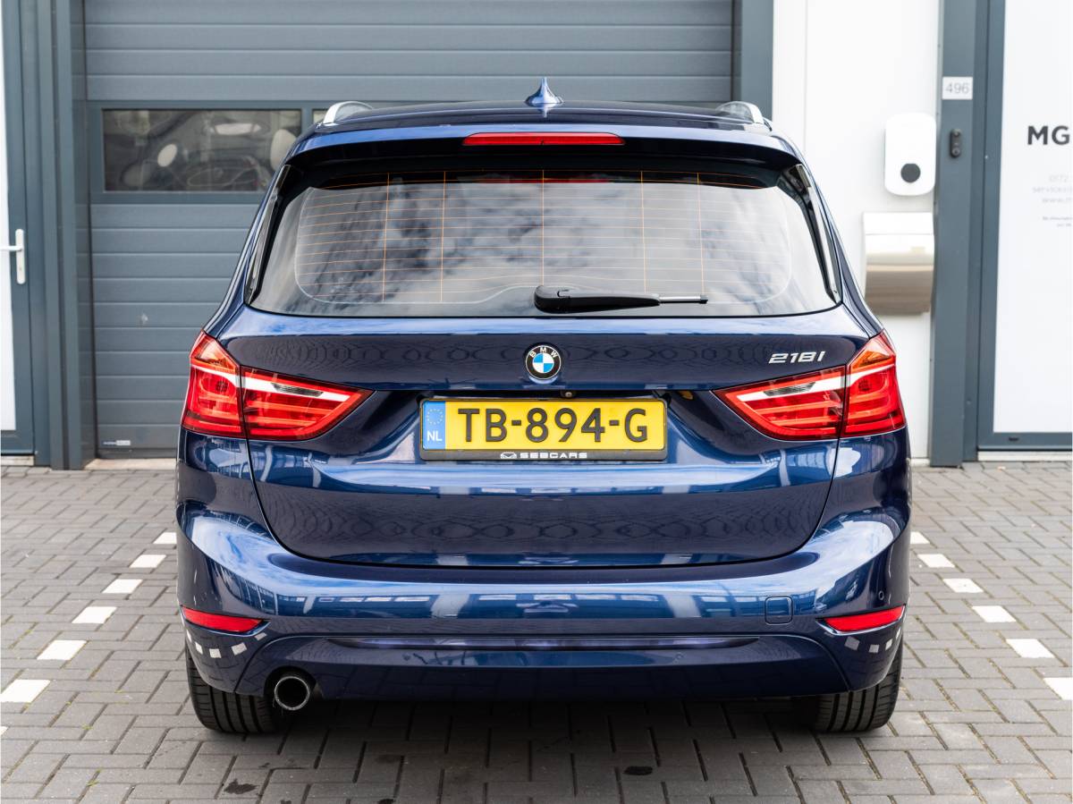 BMW 2 Serie BMW 2-serie Gran Tourer 218i 7p. Corporate Lease High Executive / SPORT LINE / NL AUTO / LEDER / HEAD UP / 7 ZITS