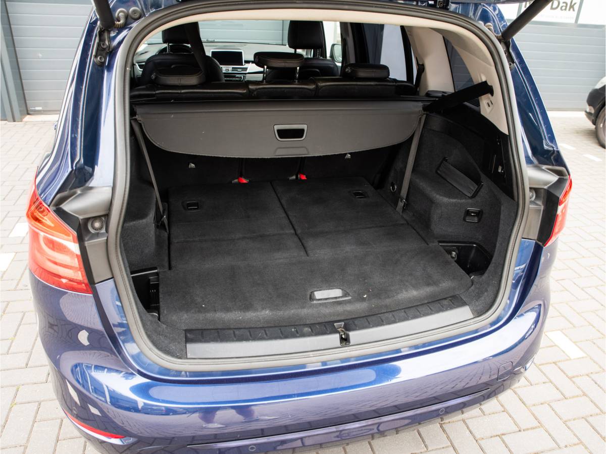 BMW 2 Serie BMW 2-serie Gran Tourer 218i 7p. Corporate Lease High Executive / SPORT LINE / NL AUTO / LEDER / HEAD UP / 7 ZITS