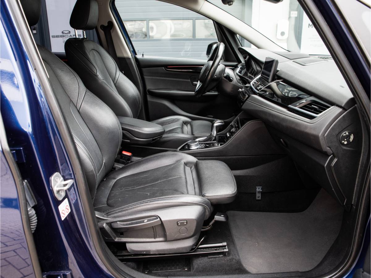BMW 2 Serie BMW 2-serie Gran Tourer 218i 7p. Corporate Lease High Executive / SPORT LINE / NL AUTO / LEDER / HEAD UP / 7 ZITS