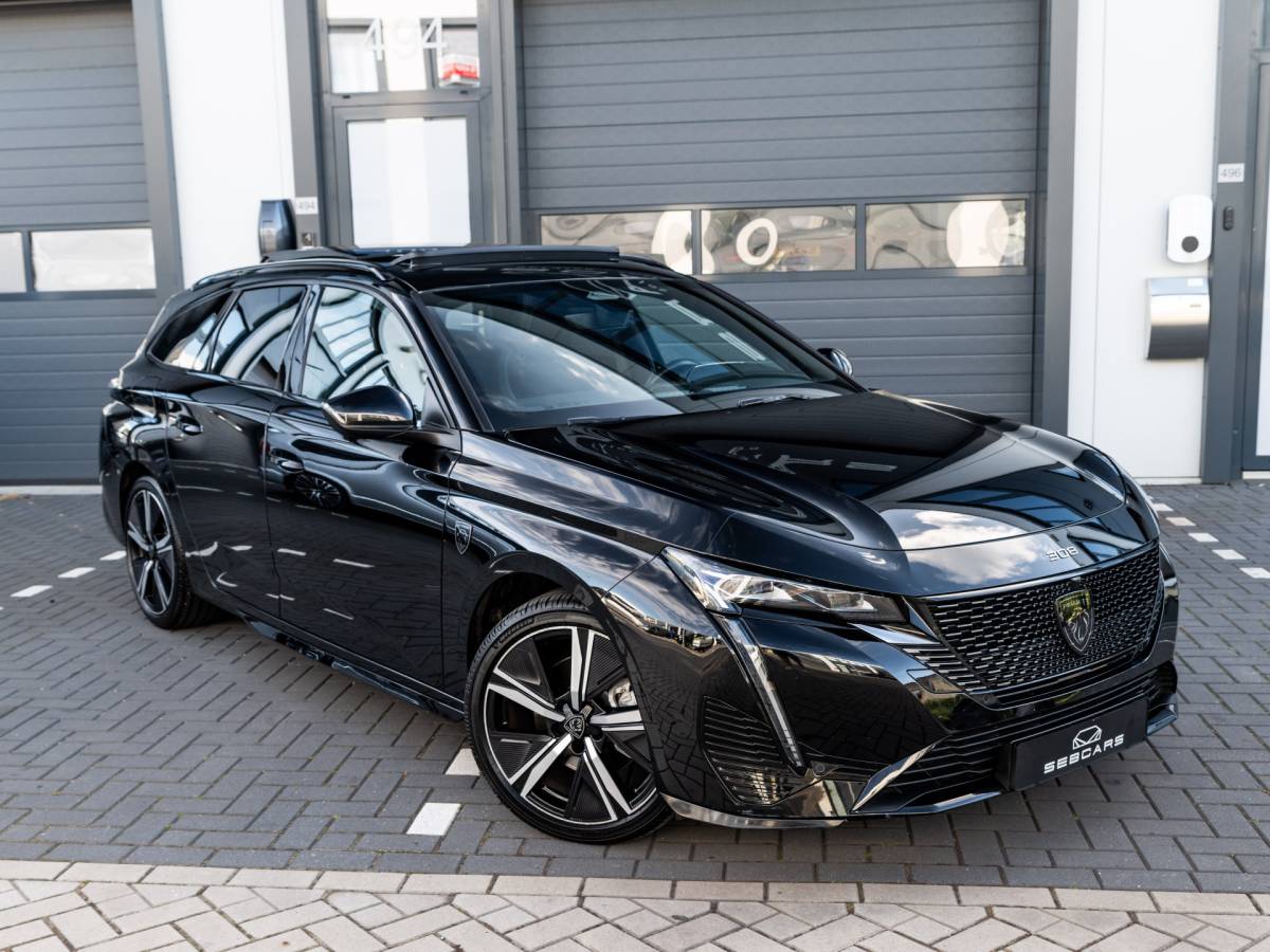 Peugeot 308 Peugeot 308 SW 1.2 PureTech GT Pack Business / PANODAK / TREKHAAK / APPLE CARPLAY