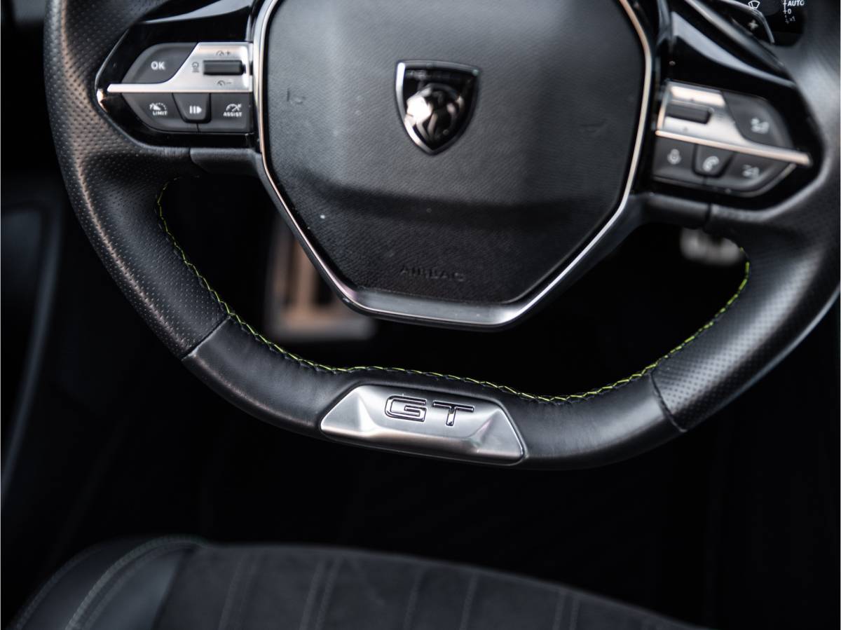 Peugeot 308 Peugeot 308 SW 1.2 PureTech GT Pack Business / PANODAK / TREKHAAK / APPLE CARPLAY