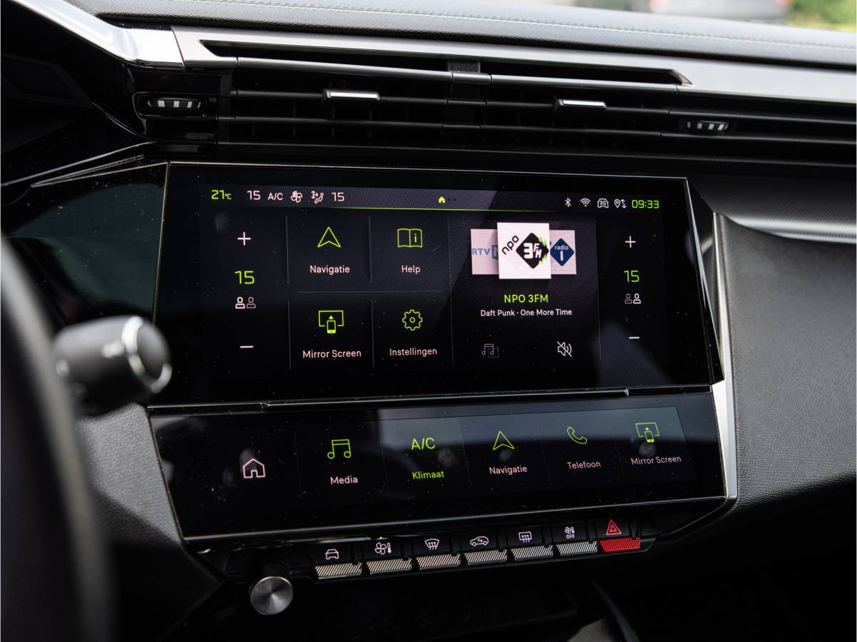 Peugeot 308 Peugeot 308 SW 1.2 PureTech GT Pack Business / PANODAK / TREKHAAK / APPLE CARPLAY