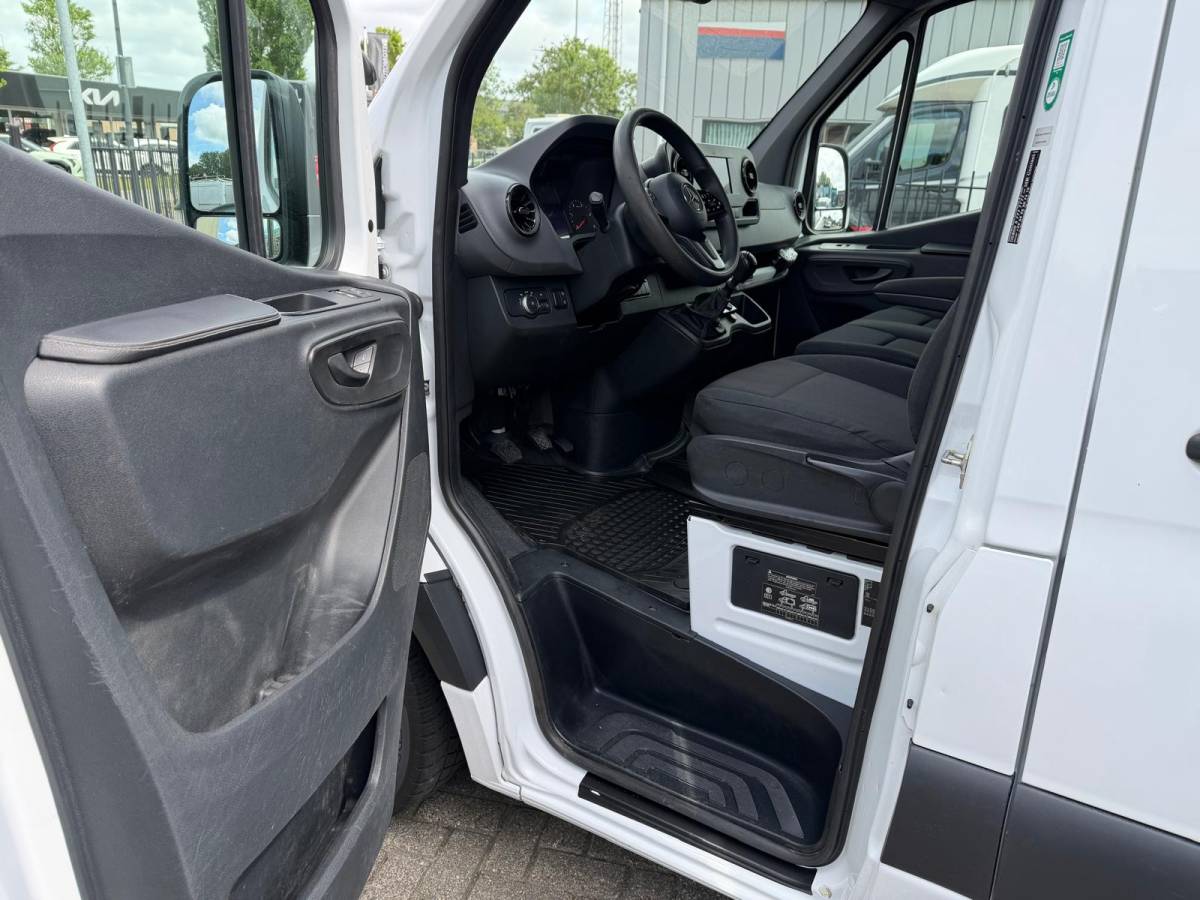 Mercedes-Benz Sprinter Mercedes-Benz Sprinter 316 CDI L2H1 E6 RWD | 2x schuifdeur | Marge prijs | 2.8T Trekhaak | Imperiaal | Omvormer