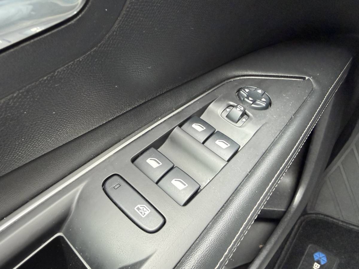 Peugeot 3008 Peugeot 3008 BWJ 2019 1.2 PureTech 131 PK Blue Lease Premium KEYLESS | HALF LEDER |  360 CAMERA | CARPLAY + ANDROID | NAVI | CLIMA | CRUISE | LMV | PDC