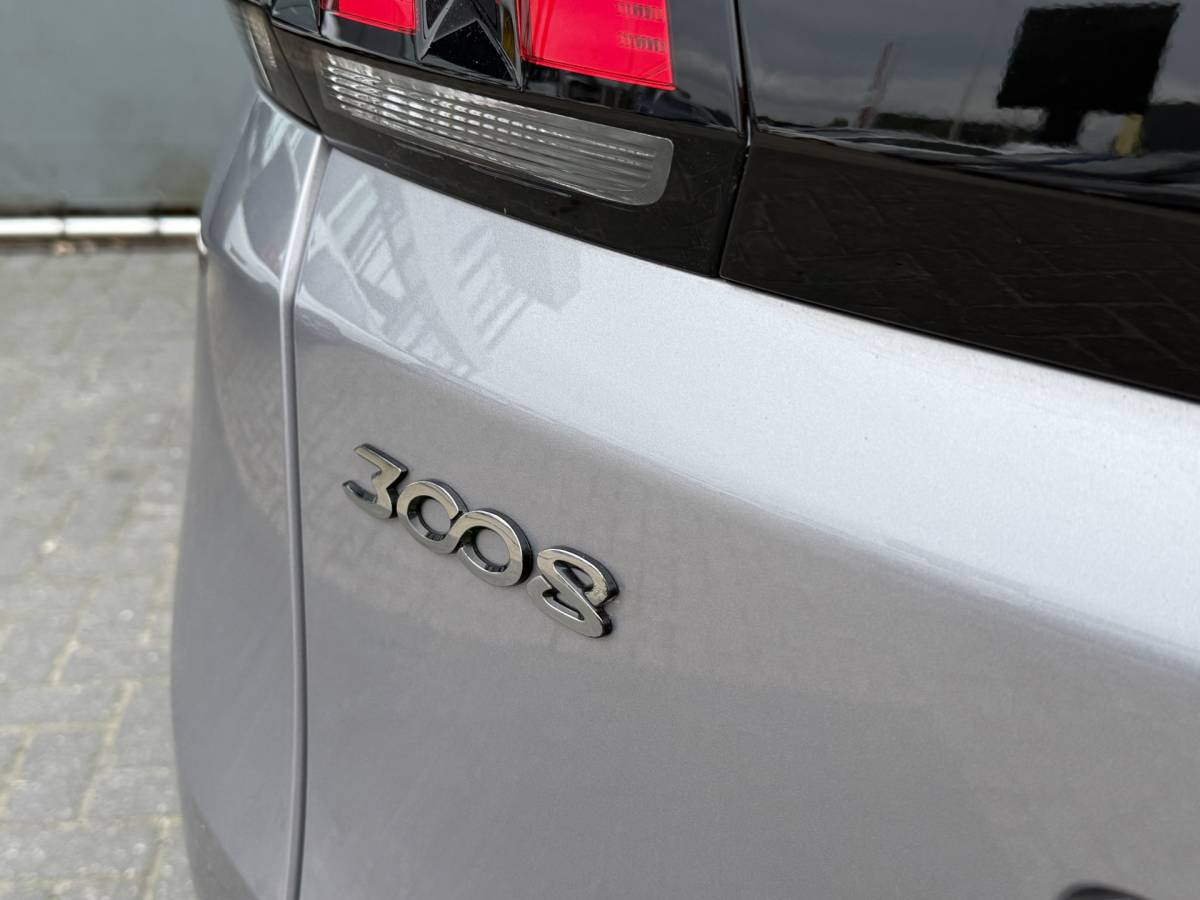 Peugeot 3008 Peugeot 3008 BWJ 2019 1.2 PureTech 131 PK Blue Lease Premium KEYLESS | HALF LEDER |  360 CAMERA | CARPLAY + ANDROID | NAVI | CLIMA | CRUISE | LMV | PDC