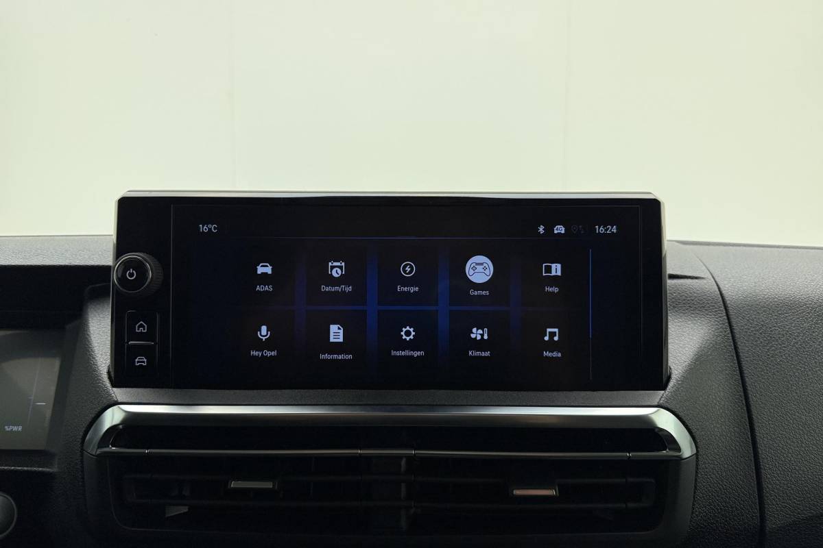 Opel Vivaro-e Opel Vivaro Electric L3 75 kWh | DEMO | Lederen bekleding | STX pakket | Navigatie | Stoelverwarming | Keyless | Laadruimte betimmering | Camera | Lichtmetalen velgen black