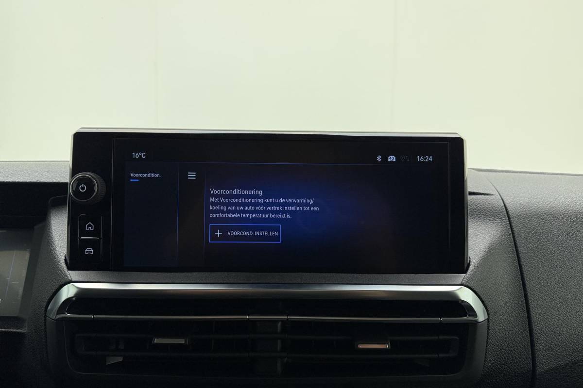 Opel Vivaro-e Opel Vivaro Electric L3 75 kWh | DEMO | Lederen bekleding | STX pakket | Navigatie | Stoelverwarming | Keyless | Laadruimte betimmering | Camera | Lichtmetalen velgen black