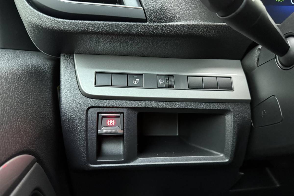Opel Vivaro-e Opel Vivaro Electric L3 75 kWh | DEMO | Lederen bekleding | STX pakket | Navigatie | Stoelverwarming | Keyless | Laadruimte betimmering | Camera | Lichtmetalen velgen black