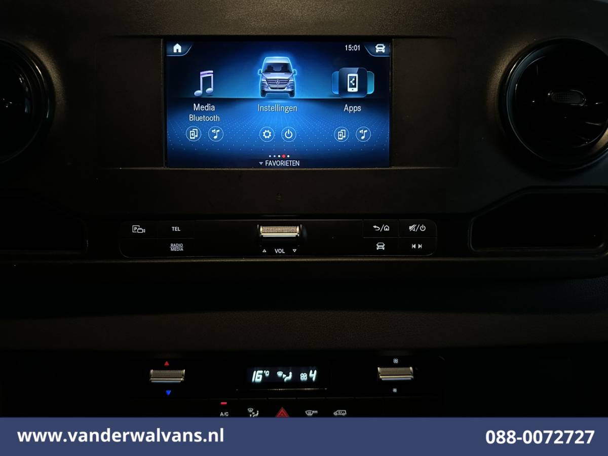 Mercedes-Benz Sprinter Mercedes-Benz Sprinter 314 CDI 143pk L2H1 Euro6 Airco | Camera | Apple Carplay | Trekhaak | Chauffeursstoel Android Auto, Bijrijdersbank