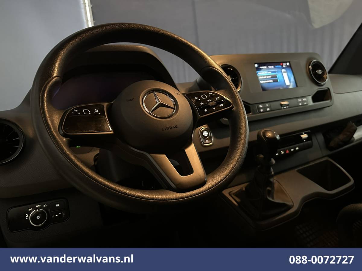 Mercedes-Benz Sprinter Mercedes-Benz Sprinter 315 CDI 150pk L1H1 Euro6 Airco | Camera | Navigatie | Apple Carplay | Chauffeursstoel | Tachograaf Android Auto, Trekhaak, Bijrijdersbank, Tachograaf