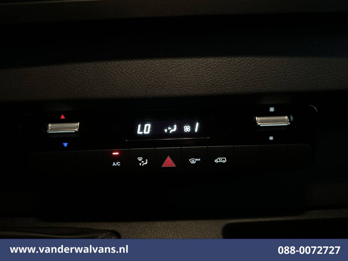 Mercedes-Benz Sprinter Mercedes-Benz Sprinter 315 CDI 150pk L1H1 Euro6 Airco | Camera | Navigatie | Apple Carplay | Chauffeursstoel | Tachograaf Android Auto, Trekhaak, Bijrijdersbank, Tachograaf