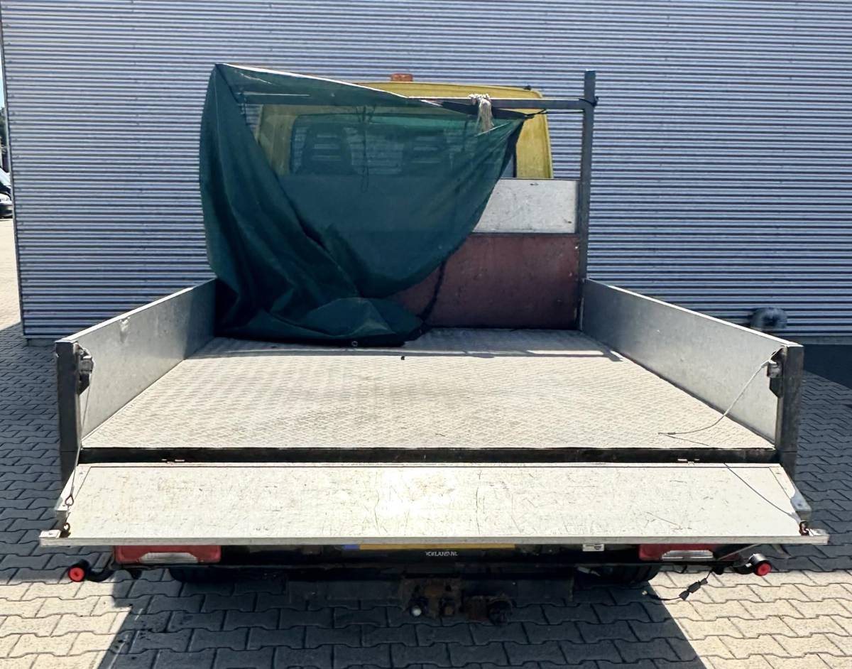Iveco Daily Iveco Daily 35S14G 345 CNG Openlaadbak benzine/CNG Trekhaak 3500kg