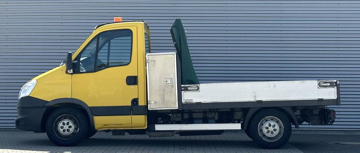 Iveco Daily Iveco Daily 35S14G 345 CNG Openlaadbak benzine/CNG Trekhaak 3500kg